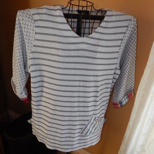 Vecceli Italy Ladies Top-Blouse  Size XL